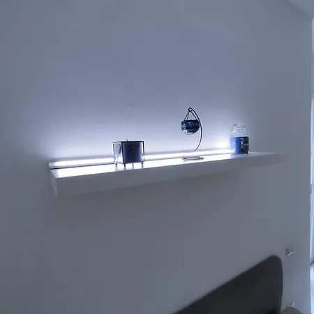 La Pru House - Centro Storico - Mini Loft Novara