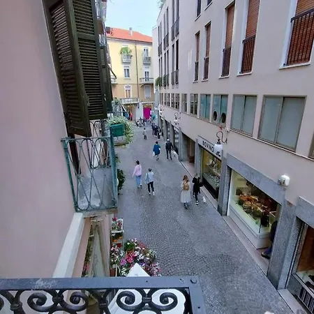 La Pru House - Centro Storico - Mini Loft Novara